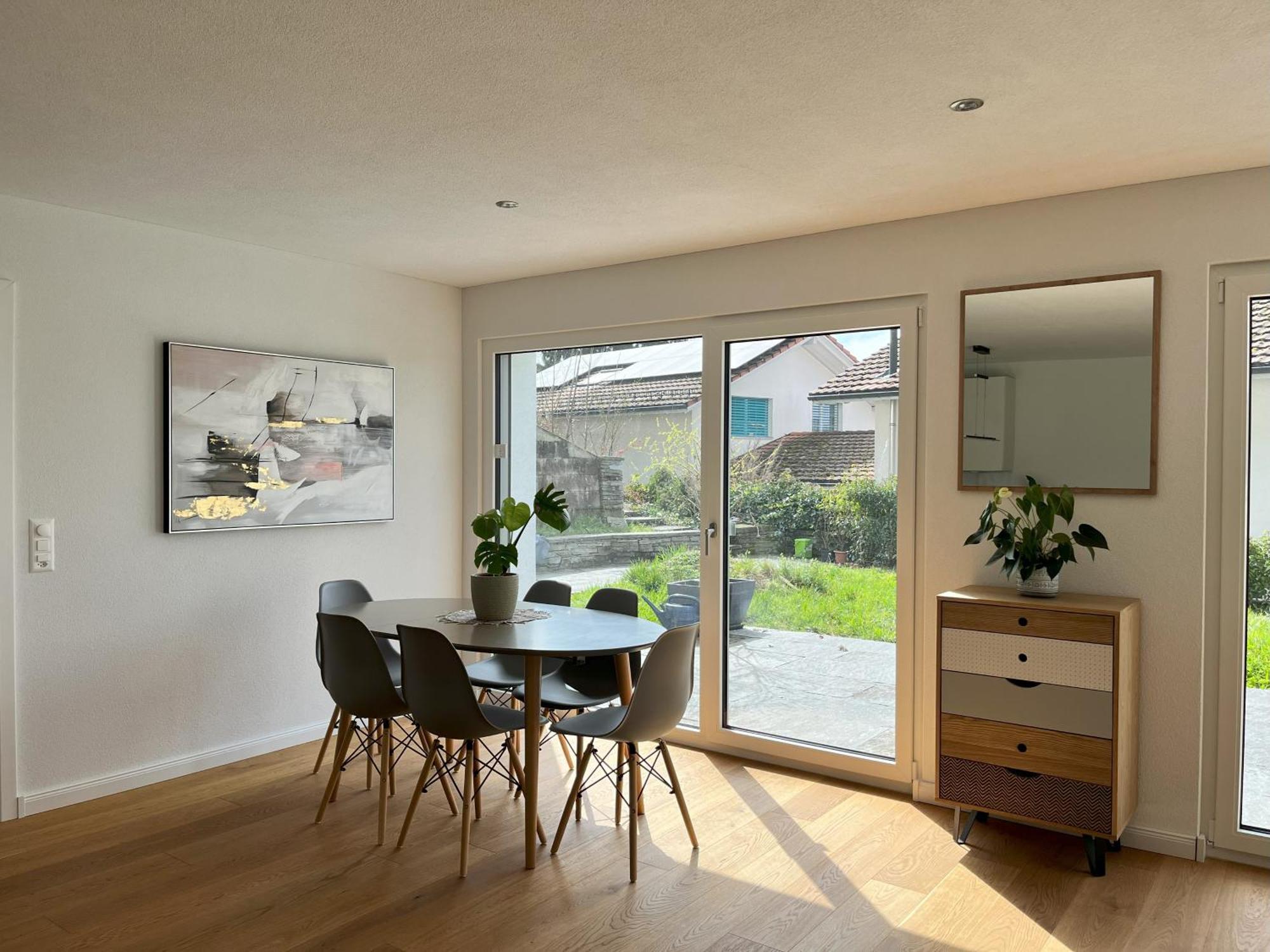 Gartenwohnung Im Modernen Stil Unterkulm Exteriör bild